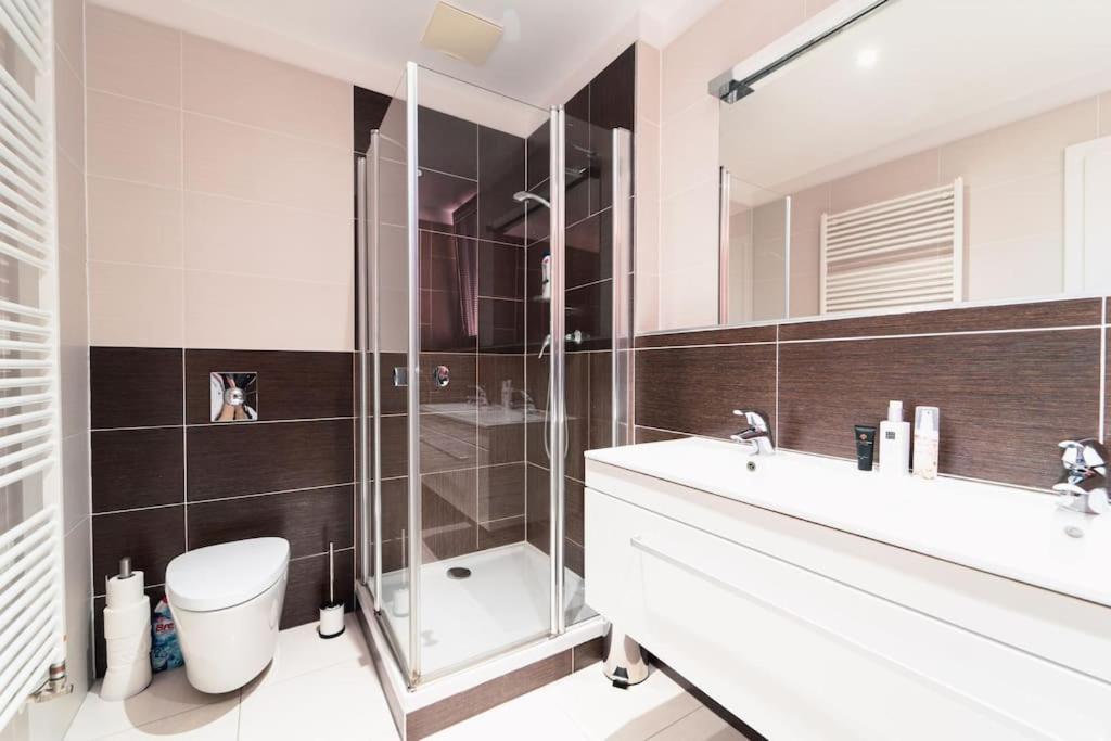 Prague Marina River View Apartment Close To City Centre Free Parking Extérieur photo